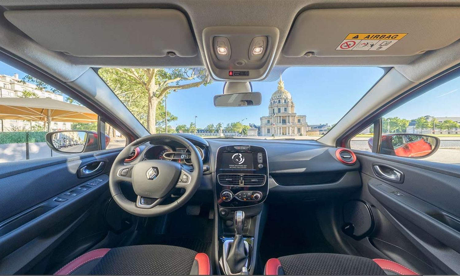 Renault interior de Clio , Paris - 2016